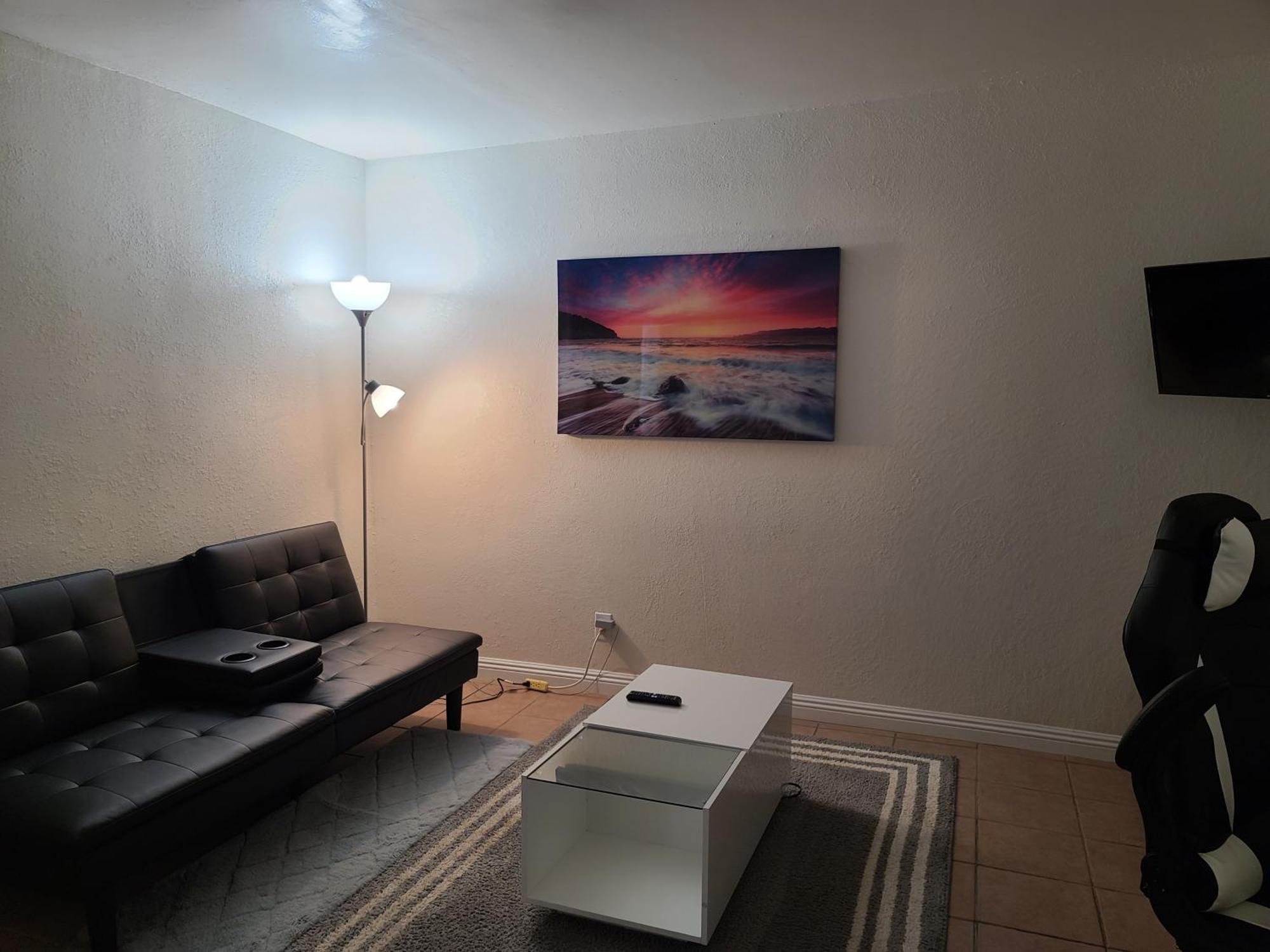 Appartamento Kasota Cozy Coves Victorville Esterno foto