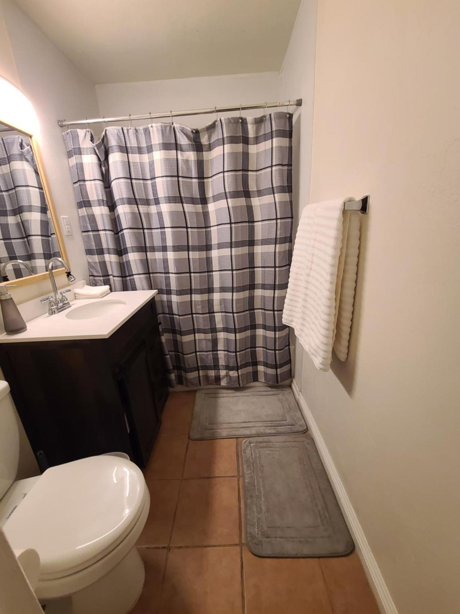 Appartamento Kasota Cozy Coves Victorville Esterno foto